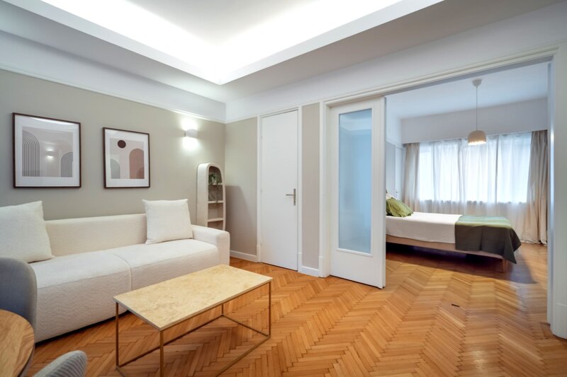 Paleologu, Armeneasca, comision 0%, apartament cu 2 camere + birou.