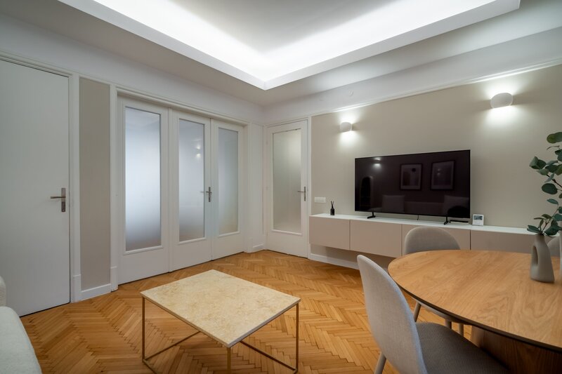 Paleologu, Armeneasca, comision 0%, apartament cu 2 camere + birou.